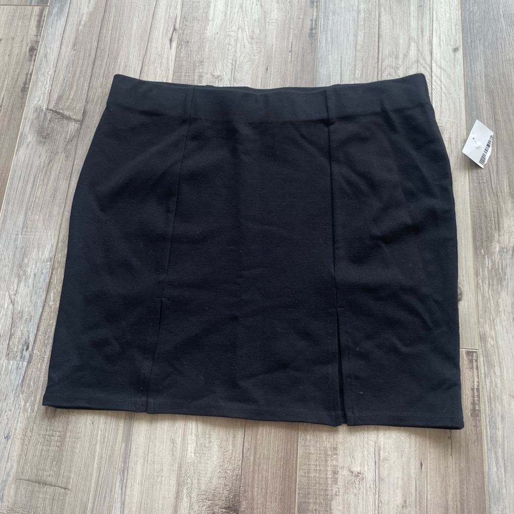 Forever 21+ Black Mini Skirt with 2 slits